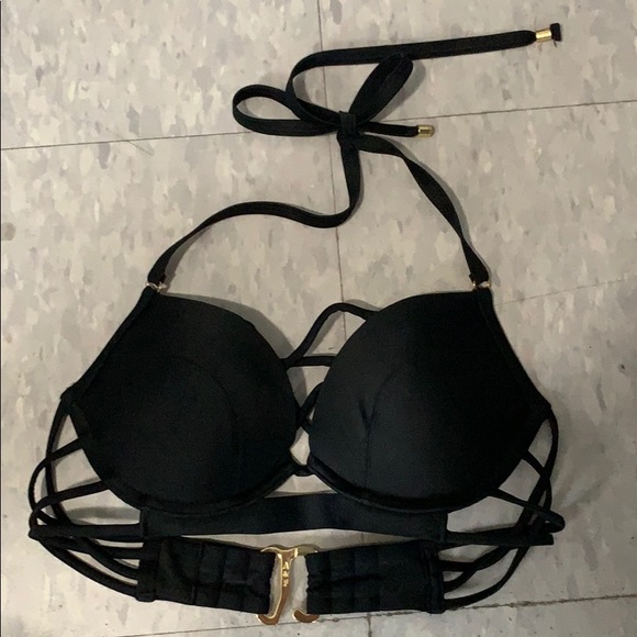 Push-up Black Bikini Top - Picture 2 of 5